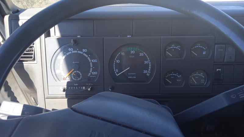 IVECO EUROCARGO FKI     (Typ 100 E 15) Tráfico urbano Motor 5,9 Ltr. - 105 kW Diesel foto 6
