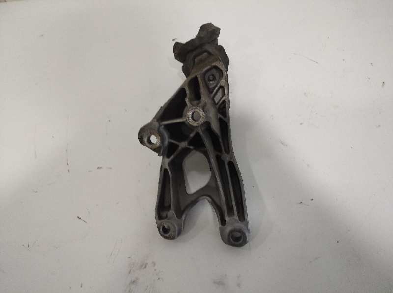 SOPORTE MOTOR foto 3