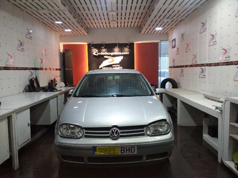 VOLKSWAGEN GOLF IV BERLINA (1J1) Highline Motor 1,9 Ltr. - 85 kW TDI