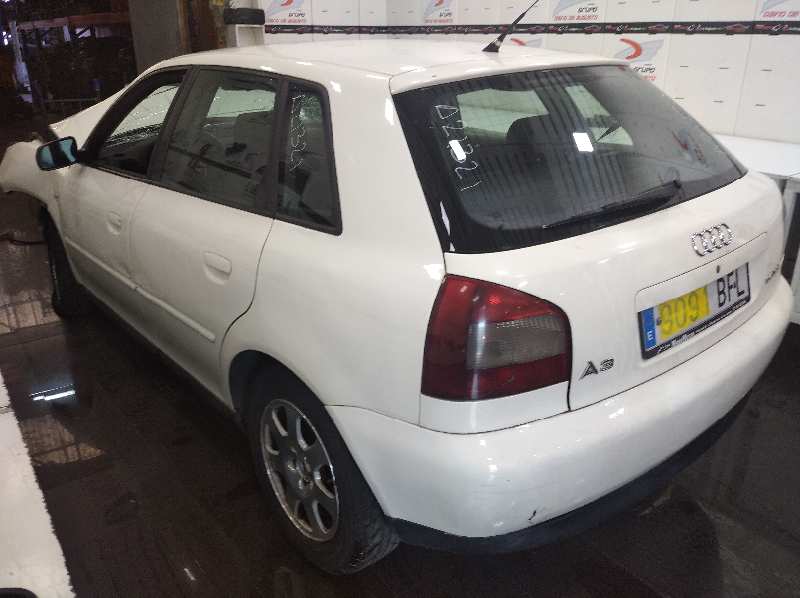 AUDI A3 (8L) 1.9 TDI Ambiente   |   01.99 - 12.02 foto 5