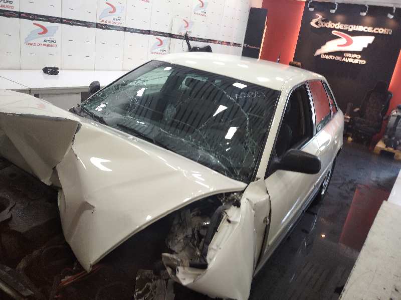 AUDI A3 (8L) 1.9 TDI Ambiente   |   01.99 - 12.02 foto 8