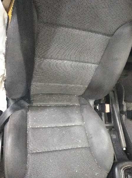 AUDI A3 (8L) 1.9 TDI Ambiente   |   01.99 - 12.02 foto 12
