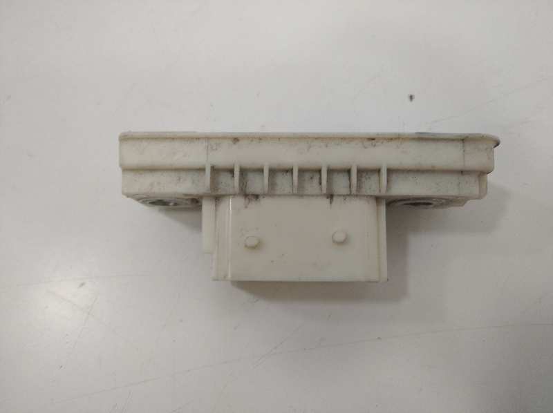ALOJAMIENTO DEL CONECTOR foto 3