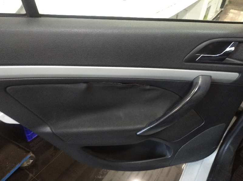 SKODA OCTAVIA BERLINA (1Z3) Active   |   0.04 - ... foto 12