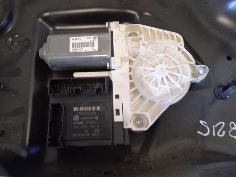 ELEVALUNAS DELANTERO DERECHO VOLKSWAGEN PASSAT VARIANT (3C5) Advance   |   08.05 - 12.09