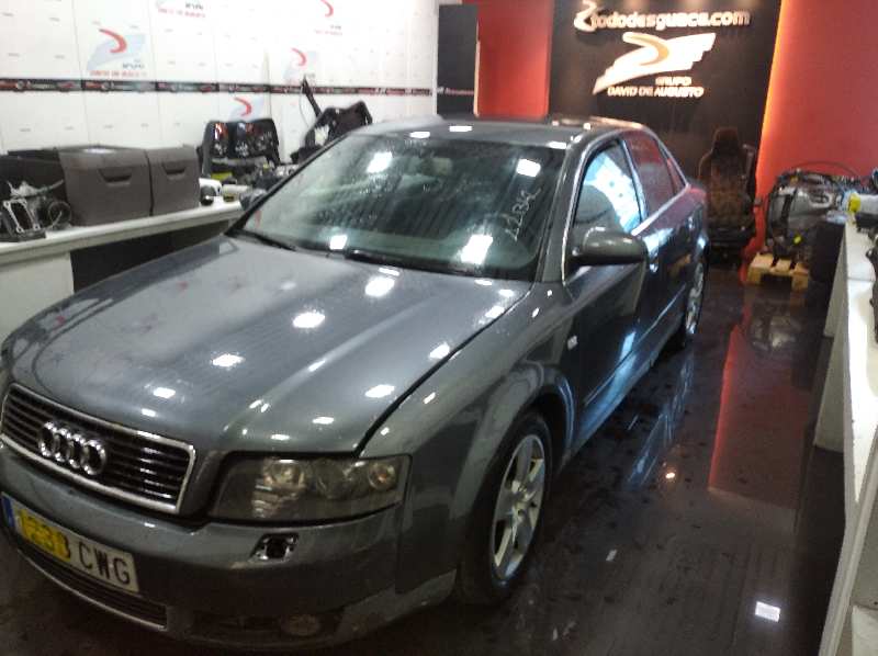 AUDI A4 BERLINA (8E) 2.7 TDI (DPF)   |   12.05 - 12.07 foto 3