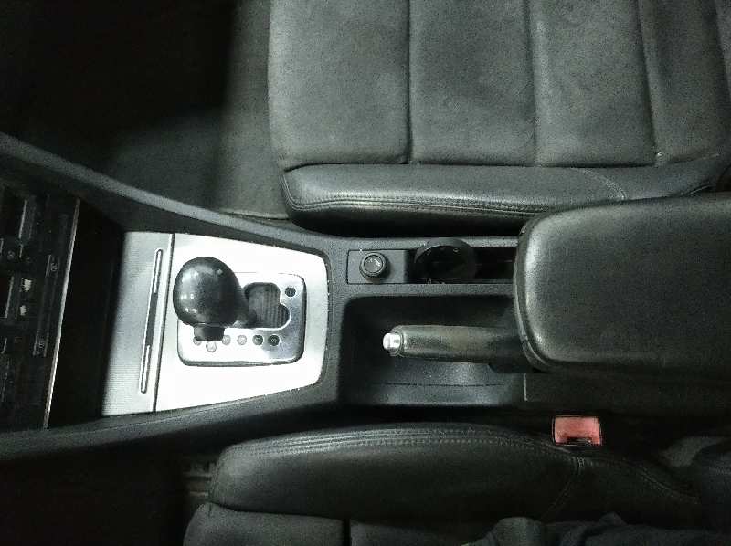 AUDI A4 BERLINA (8E) 2.7 TDI (DPF)   |   12.05 - 12.07