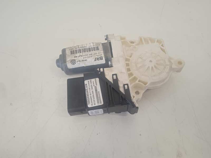 MOTOR ELEVALUNAS TRASERO DERECHO VOLKSWAGEN GOLF VI (5K1) Advance   |   09.08 - 12.09
