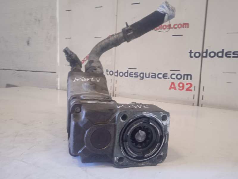 TOMA DE FUERZA MERCEDES ACTROS BM 963.XXX 3-ACHSER 25XX 6x2 OM473 SZM L BigSpace   |   05.13 - ...