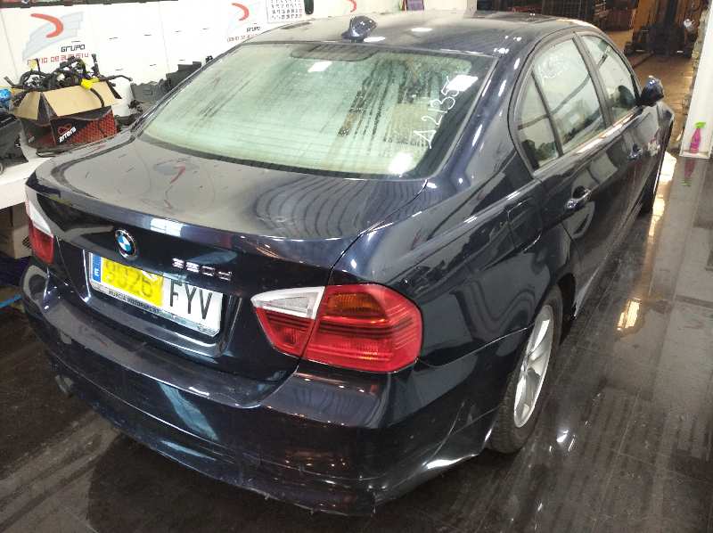 BMW SERIE 3 BERLINA (E90) 320d   |   09.07 - 12.10 foto 5