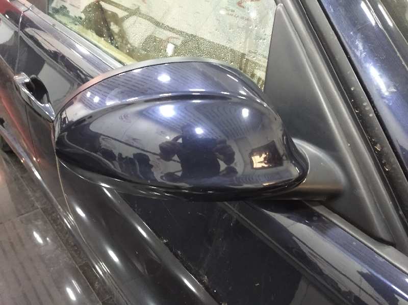 BMW SERIE 3 BERLINA (E90) 320d   |   09.07 - 12.10 foto 12