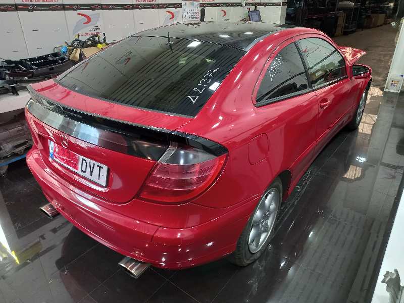 MERCEDES CLASE C (W203) SPORTCOUPE C 200 Compressor (203.745)   |   10.00 - 12.02 foto 6