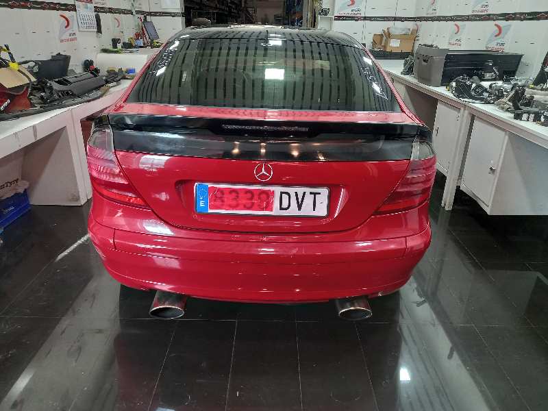 MERCEDES CLASE C (W203) SPORTCOUPE C 200 Compressor (203.745)   |   10.00 - 12.02 foto 8