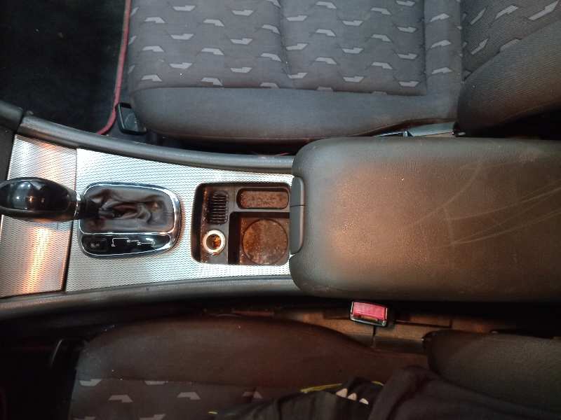 MERCEDES CLASE C (W203) SPORTCOUPE C 200 Compressor (203.745)   |   10.00 - 12.02