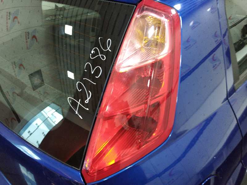 FIAT GRANDE PUNTO (199) 1.3 16V Multijet Active (55kW)   |   09.05 - 12.07 foto 11