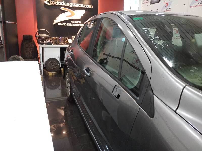 PEUGEOT 308 Confort   |   09.07 - 12.10 foto 5