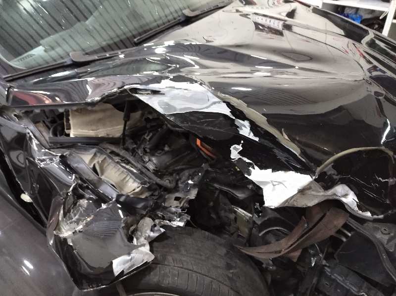 BMW SERIE 3 BERLINA (E90) 320d   |   09.07 - 12.10 foto 6