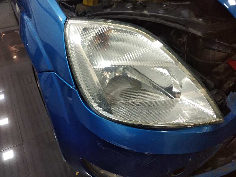 FORD FIESTA (CBK) Ambiente   |   11.01 - 12.08 foto 3