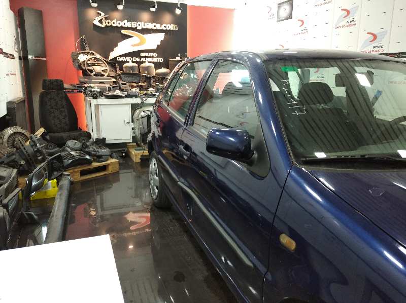 VOLKSWAGEN POLO BERLINA (6N1) Básico   |   09.94 - ...