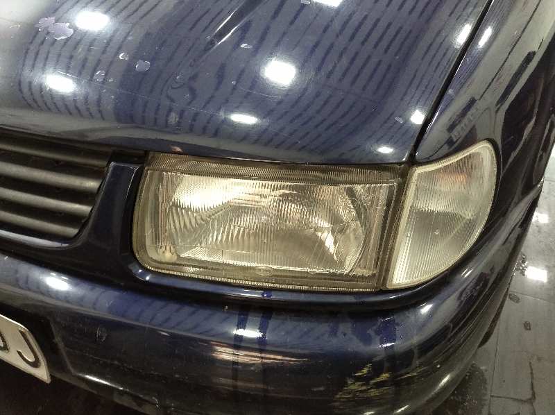 VOLKSWAGEN POLO BERLINA (6N1) Básico   |   09.94 - ...