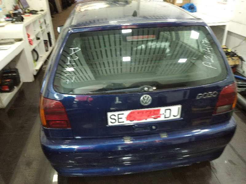 VOLKSWAGEN POLO BERLINA (6N1) Básico   |   09.94 - ...