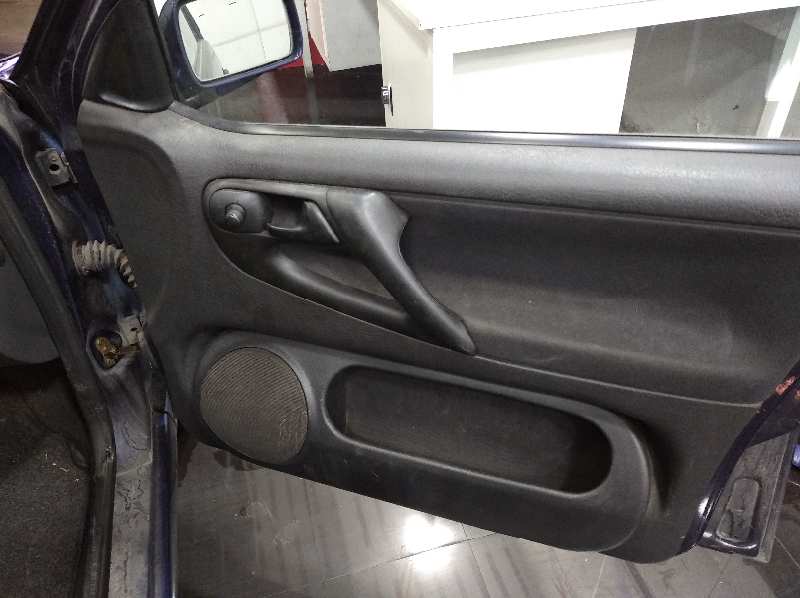 VOLKSWAGEN POLO BERLINA (6N1) Básico   |   09.94 - ...