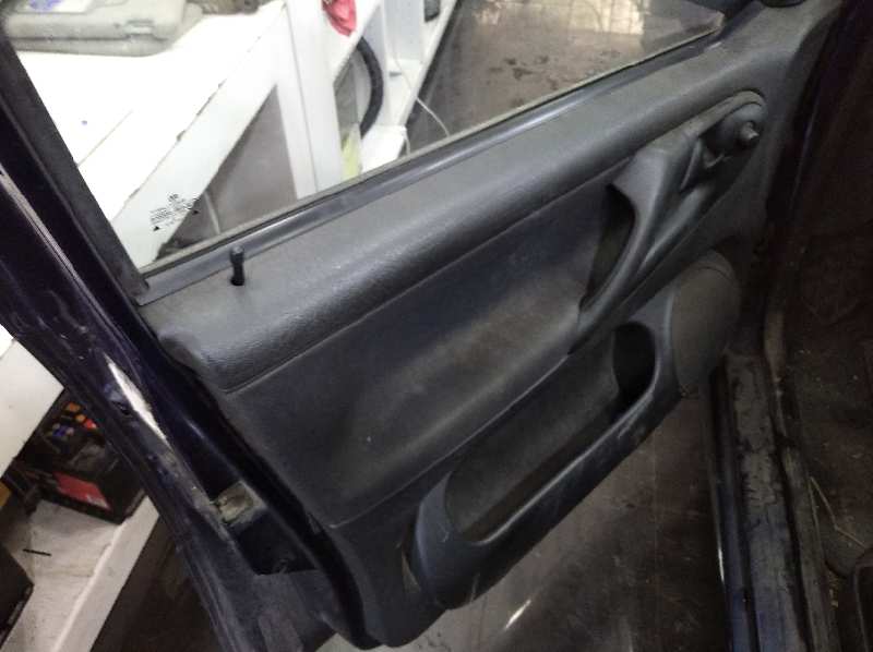 VOLKSWAGEN POLO BERLINA (6N1) Básico   |   09.94 - ...