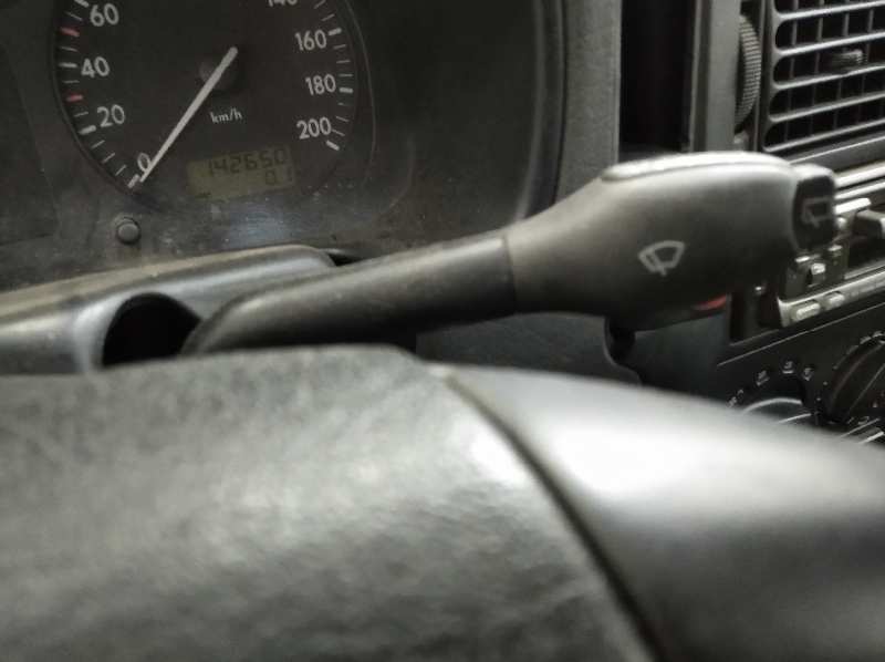 VOLKSWAGEN POLO BERLINA (6N1) Básico   |   09.94 - ...