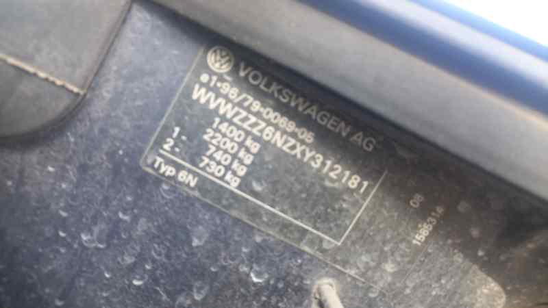 VOLKSWAGEN POLO BERLINA (6N1) Básico   |   09.94 - ...