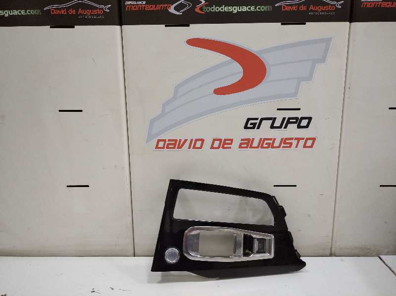 GUARNECIDOS PALANCA CAMBIO PEUGEOT 3008 Access   |   11.11 - 12.12