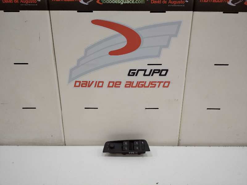 MANDO ELEVALUNAS DELANTERO IZQUIERDO foto 4