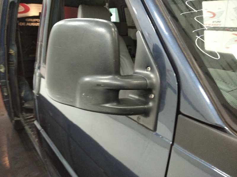 VOLKSWAGEN T4 TRANSPORTER/FURGONETA (MOD. 1991) Caja cerrada  Economy   |   01.98 - ... foto 6