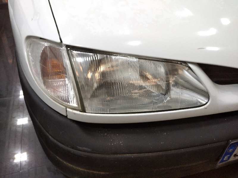 RENAULT MEGANE I FASE 2 BERLINA (BA0) 1.4 e Motor 1,4 Ltr. - 55 kW foto 4