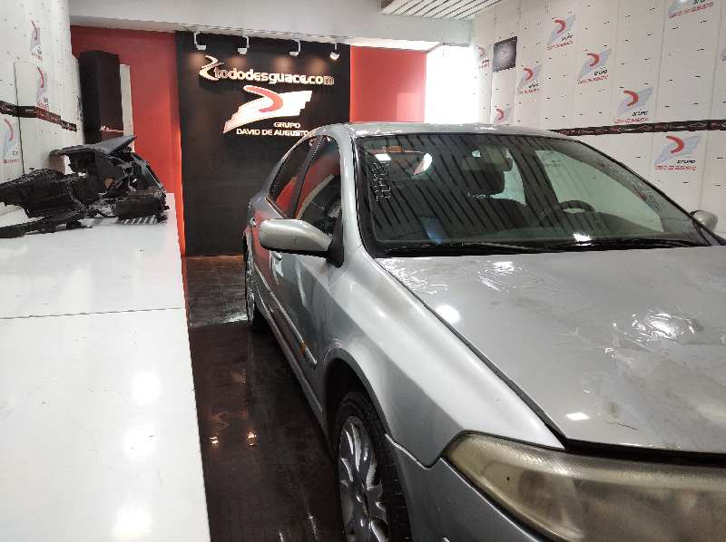 RENAULT LAGUNA II (BG0) Authentique   |   0.01 - ... foto 2