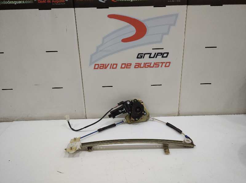 ELEVALUNAS TRASERO DERECHO