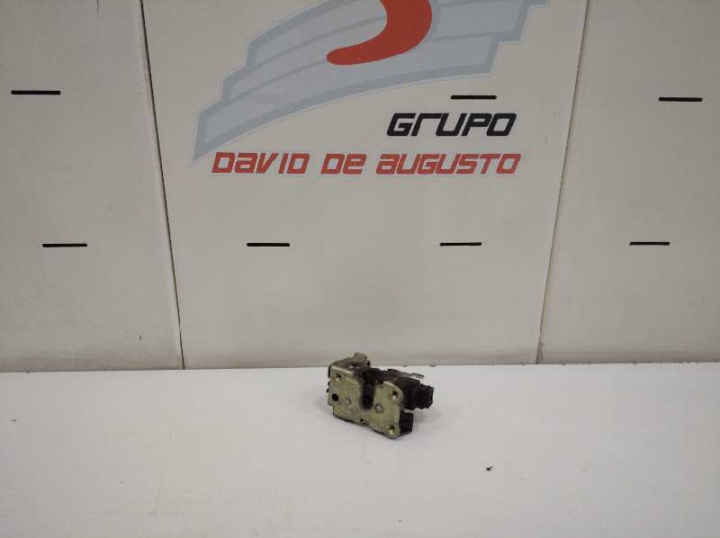 CERRADURA PUERTA DELANTERA DERECHA