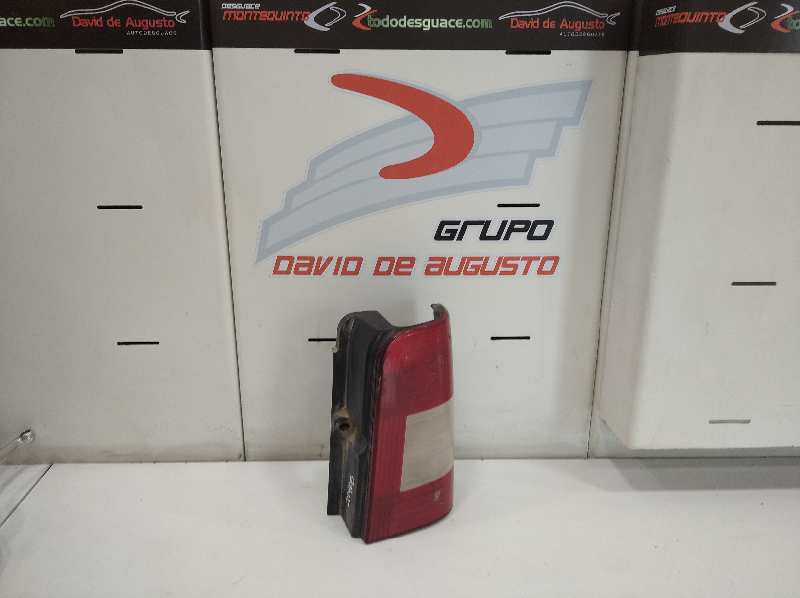 PILOTO TRASERO DERECHO foto 6