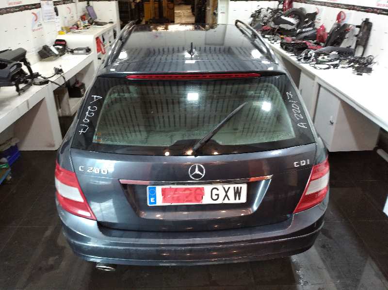 MERCEDES CLASE C (W204) FAMILIAR C 200 T CDI BlueEfficiency (204.201)   |   12.09 - 12.11 foto 4