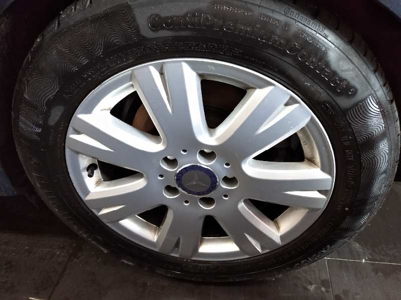 MERCEDES CLASE C (W204) FAMILIAR C 200 T CDI BlueEfficiency (204.201)   |   12.09 - 12.11 foto 9