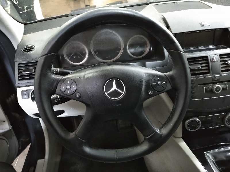 MERCEDES CLASE C (W204) FAMILIAR C 200 T CDI BlueEfficiency (204.201)   |   12.09 - 12.11