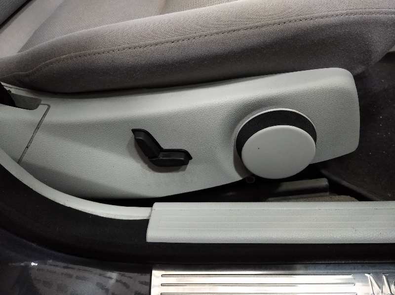 ASIENTO DELANTERO DERECHO MERCEDES CLASE C (W204) FAMILIAR C 200 T CDI BlueEfficiency (204.201)   |   12.09 - 12.11