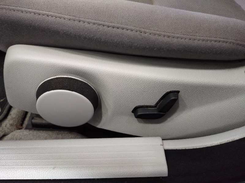 ASIENTO DELANTERO IZQUIERDO MERCEDES CLASE C (W204) FAMILIAR C 200 T CDI BlueEfficiency (204.201)   |   12.09 - 12.11