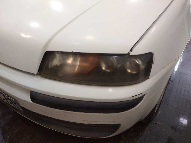 FIAT PUNTO BERLINA (188) 1.2 16V Dynamic   |   01.02 - 12.03 foto 5