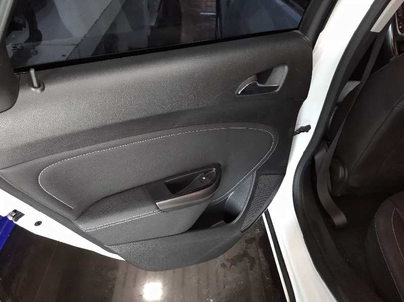 OPEL ASTRA J SPORTS TOURER Sport   |   08.10 - ...