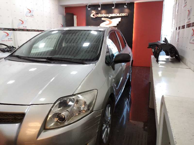 TOYOTA AURIS Luna   |   10.06 - 12.09 foto 3