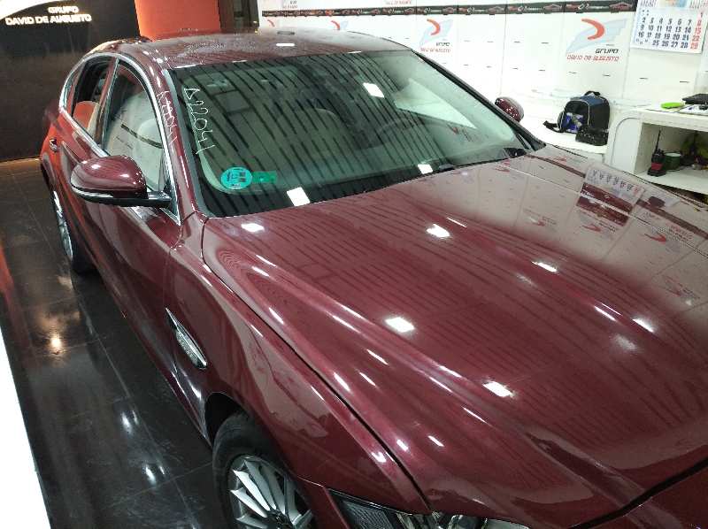 JAGUAR XF Portfolio   |   04.15 - 12.20