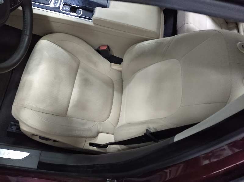 JAGUAR XF Portfolio   |   04.15 - 12.20