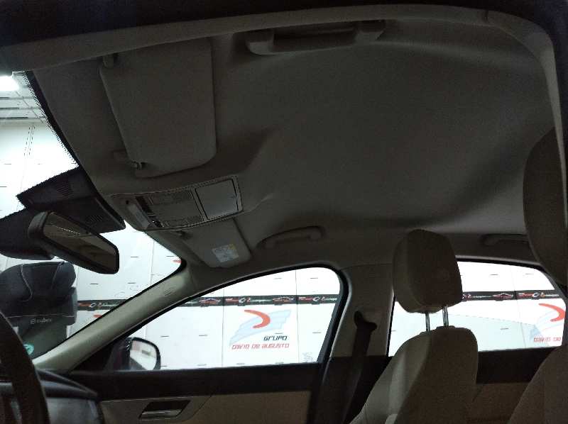 JAGUAR XF Portfolio   |   04.15 - 12.20