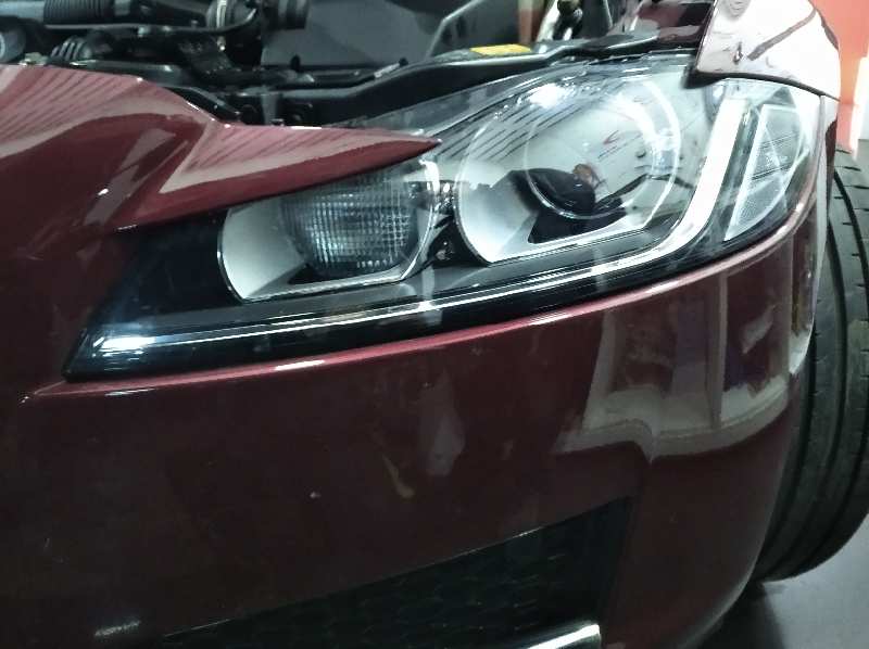 JAGUAR XF Portfolio   |   04.15 - 12.20