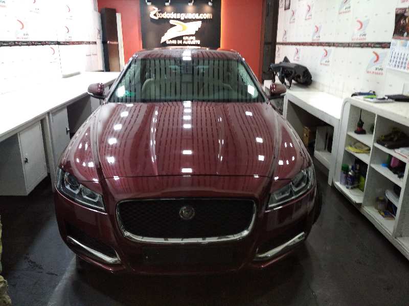 JAGUAR XF Portfolio   |   04.15 - 12.20